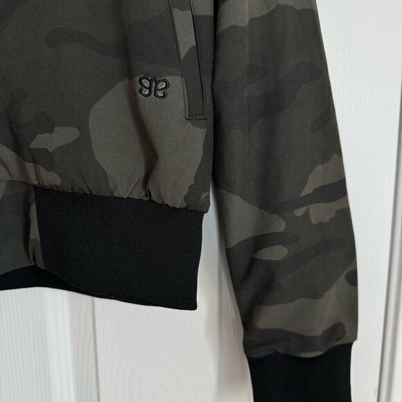 NEW ALBION Bomber Jacket in Camo Size S - Picture 11 of 14
